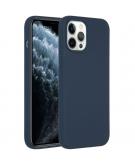 Accezz Liquid Silicone Backcover voor de iPhone 12 Pro Max - Donkerblauw
